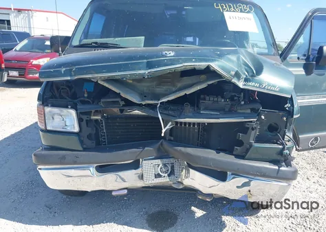 1996 Dodge Ram Van B2500 from USA, damaged, VIN 2B6HB21YXTK111708